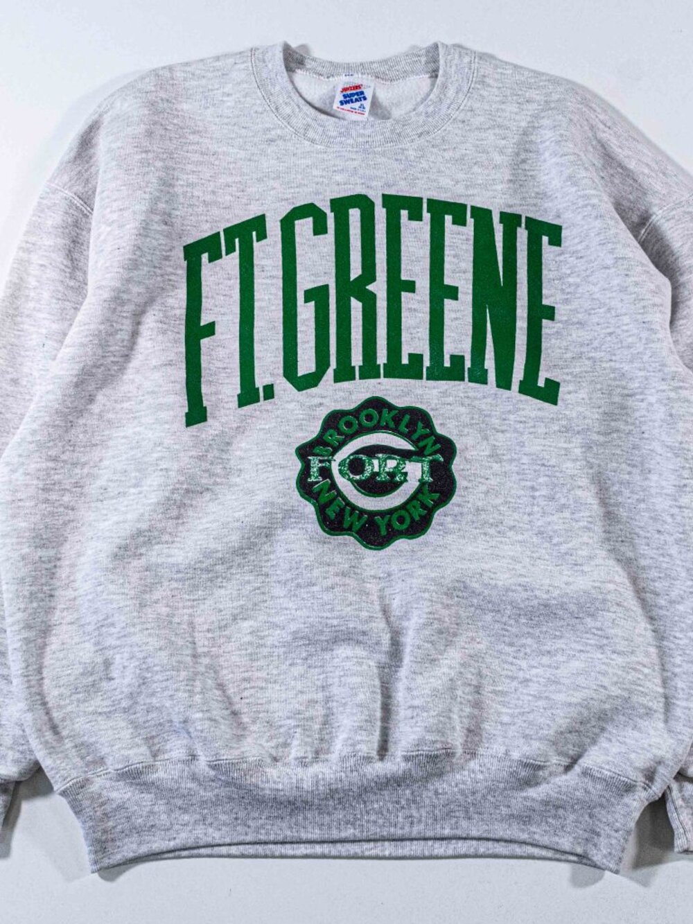 Vintage Fort Greene Brooklyn Crest Crewneck Sweatshirt XL 90s NY Pullover VTG